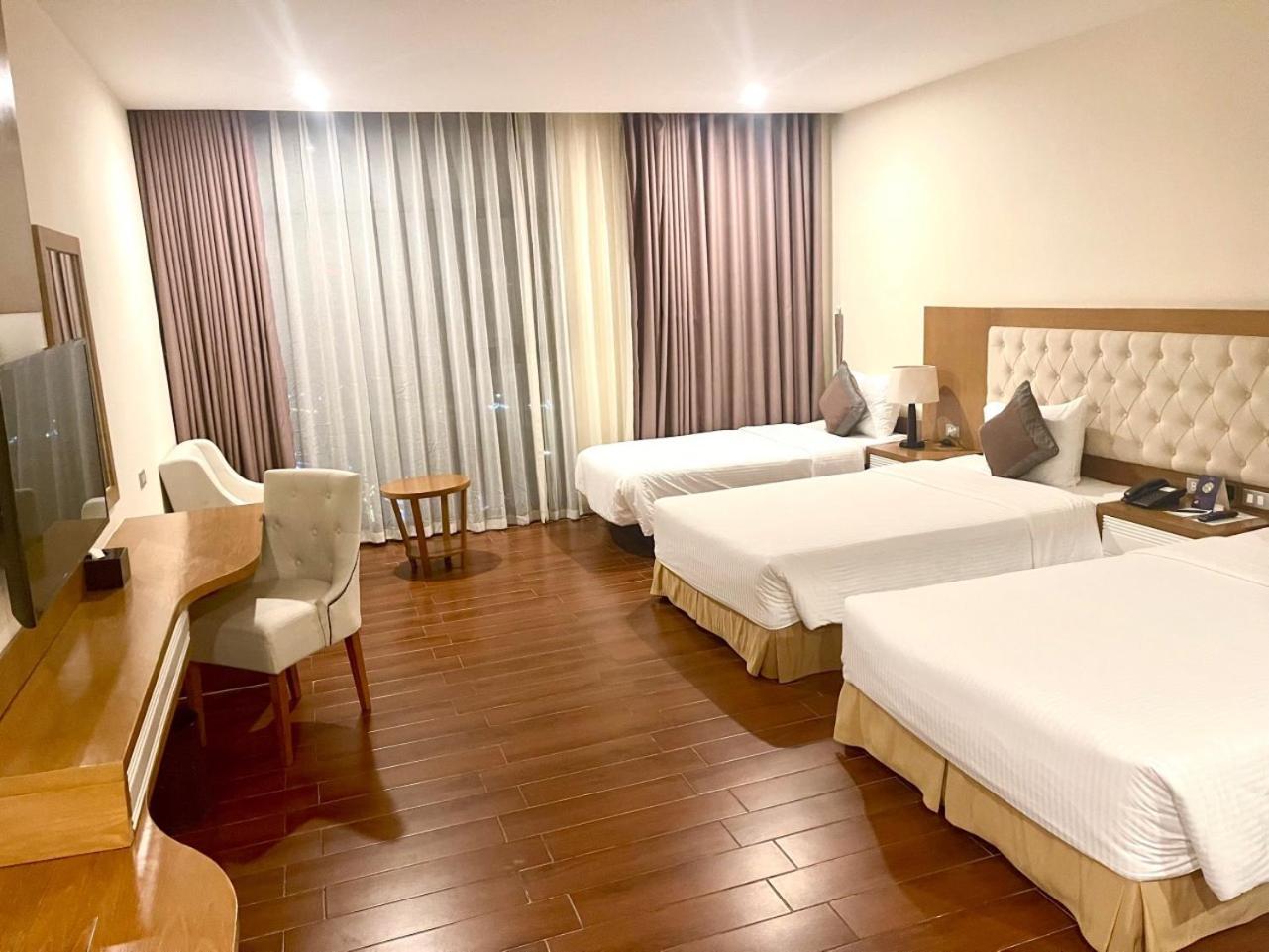 Muong Thanh Cua Dong Hotel Vinh Buitenkant foto